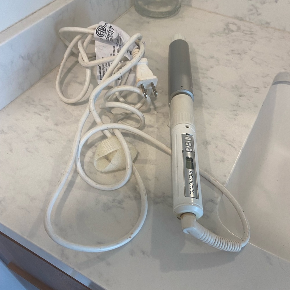 great condition used pro bio-ionic curler
